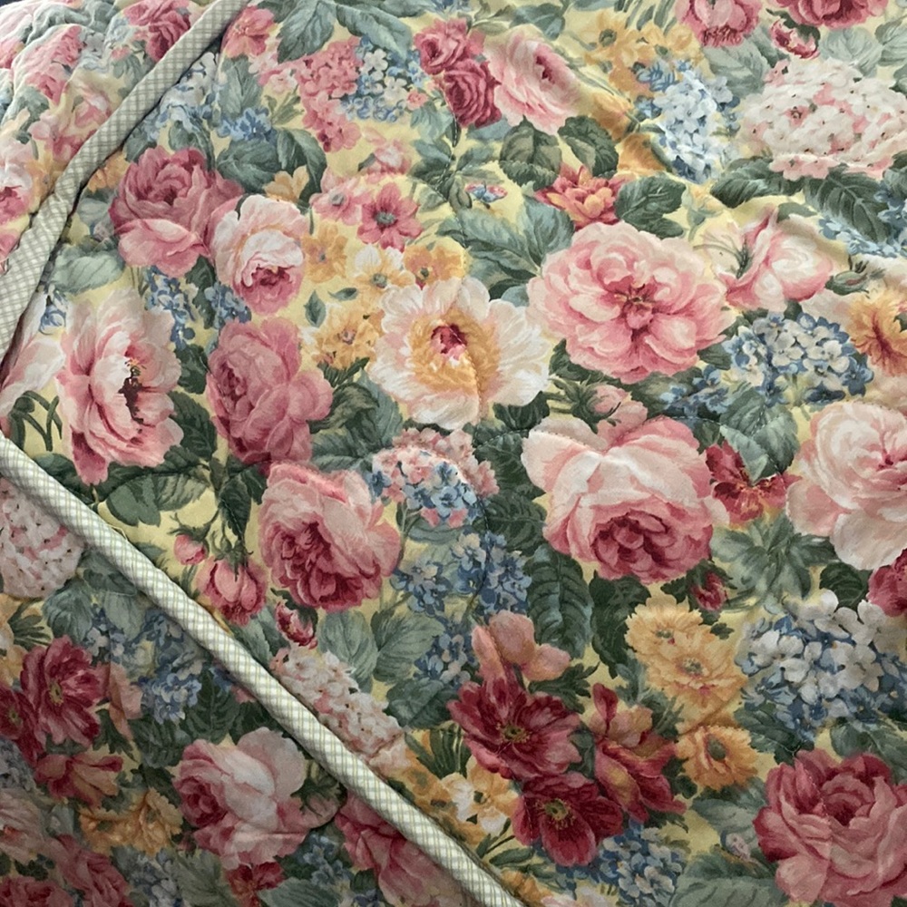 Croscill twin bedspread